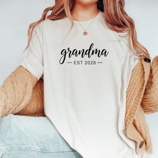 Grandma Est 2026 T-Shirt — New Grandma Announcement Tee