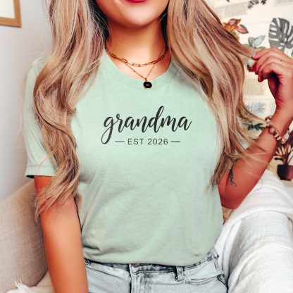 Grandma Est 2026 T-Shirt — New Grandma Announcement Tee - Image 9